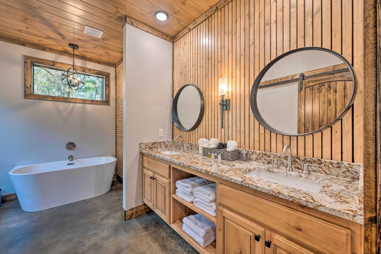 Broken Bow Lazy Dog Lodge With Hot Tub, Pool Table Exterior photo